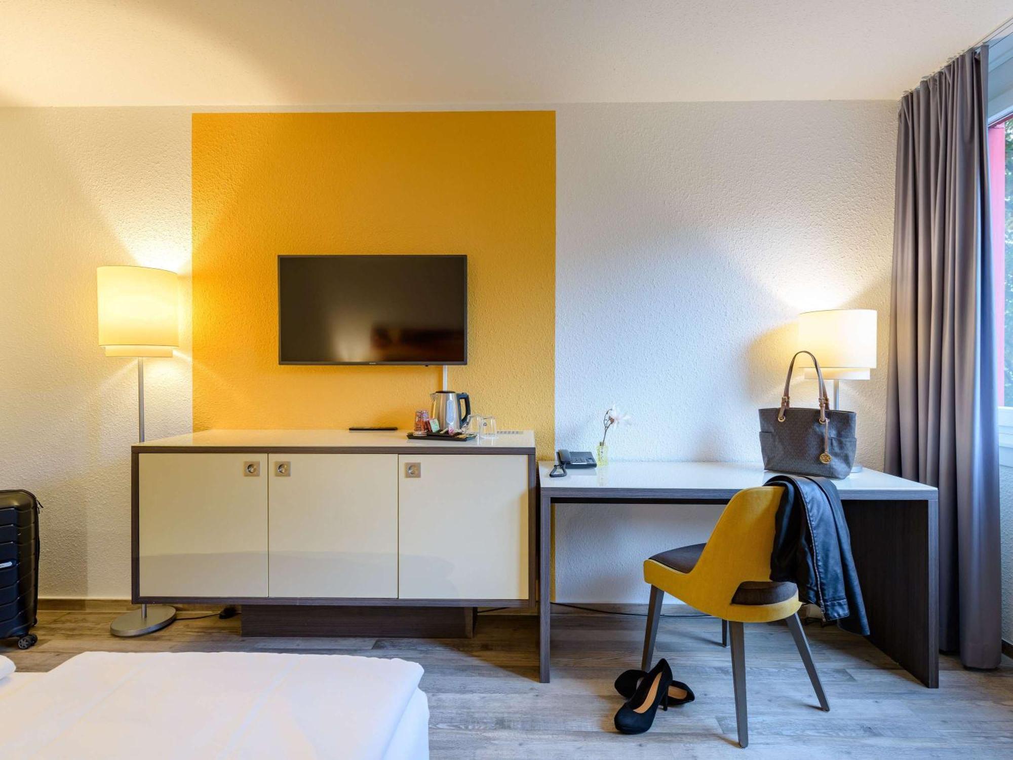 Mercure Hotel Koeln West Bagian luar foto