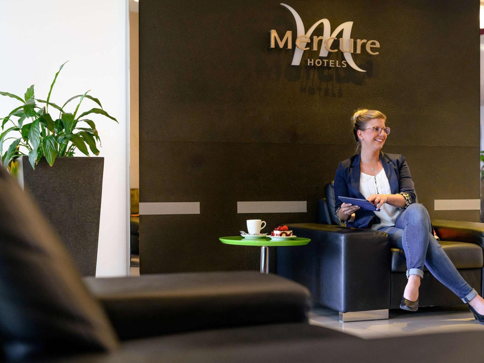 Mercure Hotel Koeln West Bagian luar foto
